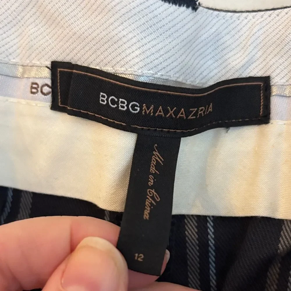 BCBG Maxazria women’s navy Camilla stripped straight flare wide leg Pants 12 NWT